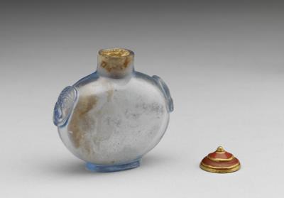 图片[2]-Light-blue transparent glass snuff bottle with a beast-head shoulder-ring design, 18th-19th century, Qing dynasty-China Archive